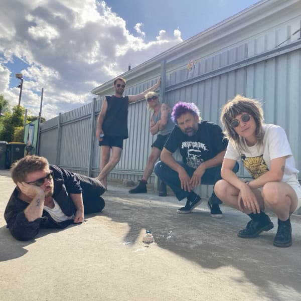 WRONG FORMAT featuring CRAB (Soft Shell Set) & RABBIT