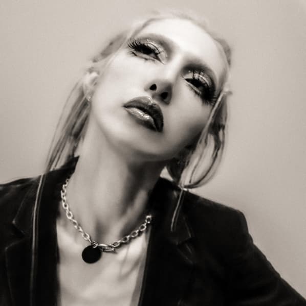 Nina Utashiro (JPN, USA, DEU)